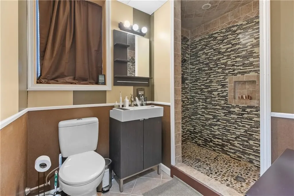 35 Sunset Avenue West Warwick RI 02893
