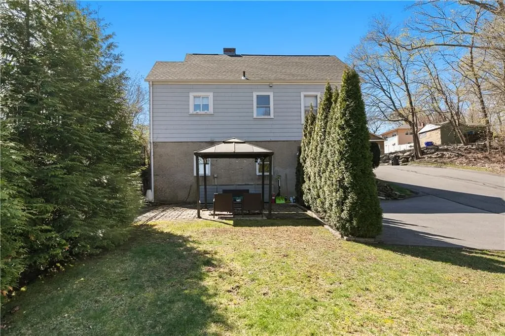 35 Sunset Avenue West Warwick RI 02893