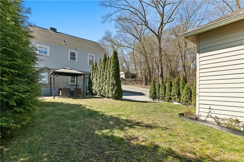 35 Sunset Avenue West Warwick RI 02893