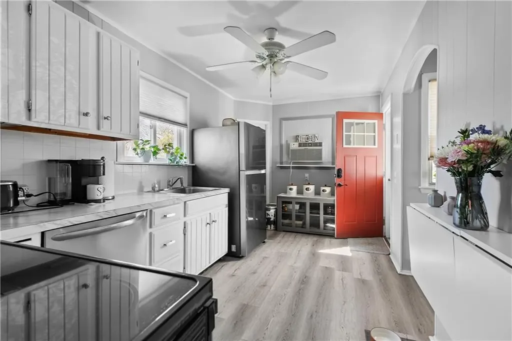 35 Sunset Avenue West Warwick RI 02893