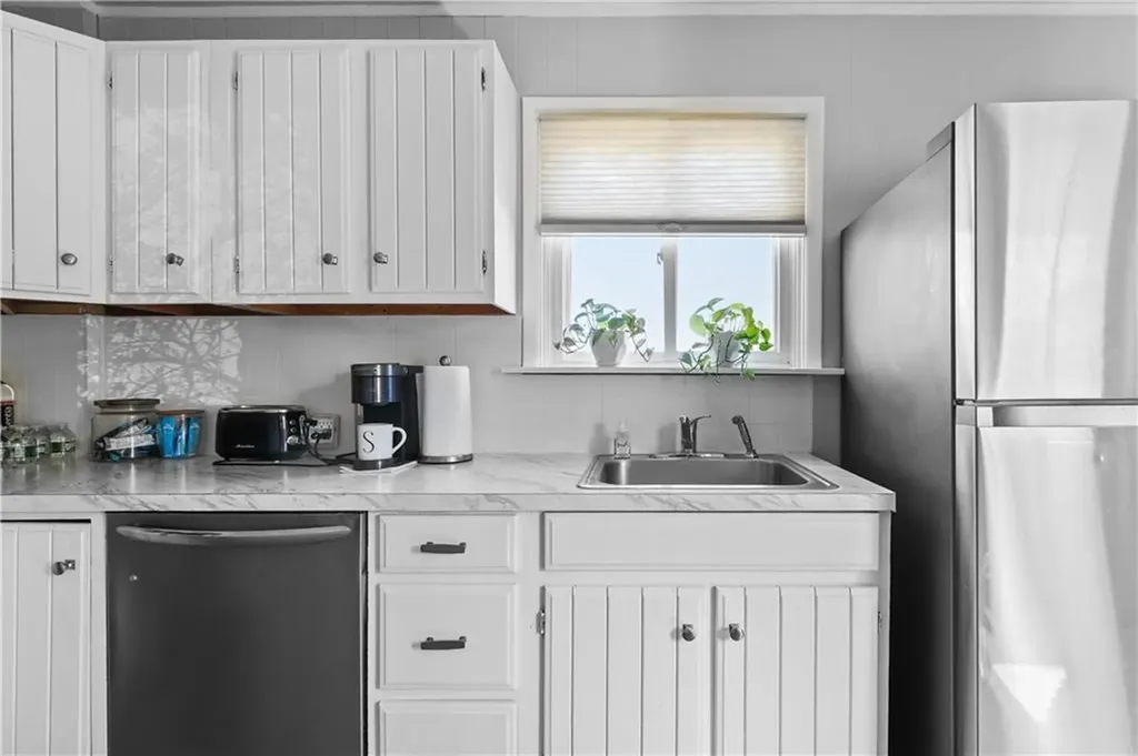 35 Sunset Avenue West Warwick RI 02893