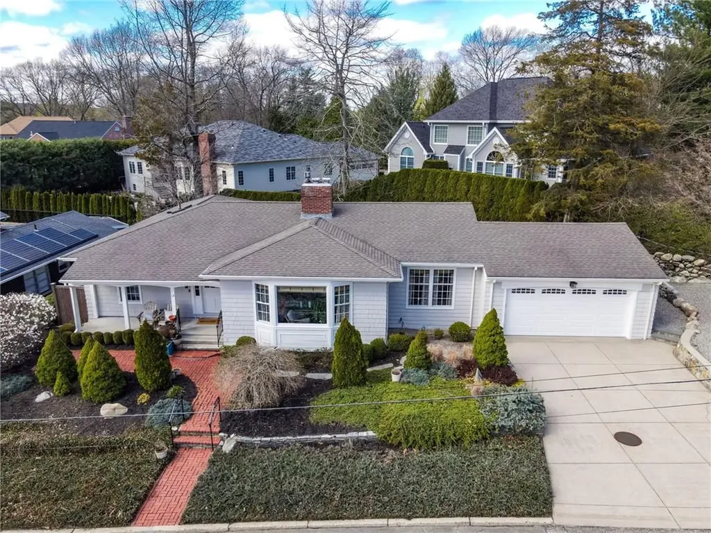 12 Coldbrook Court Cranston RI 02920