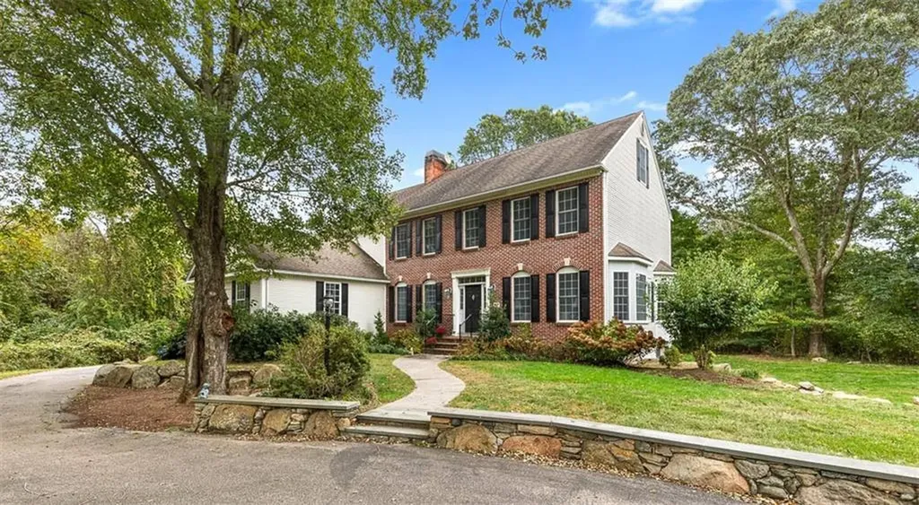 523 South Road South Kingstown RI 02879