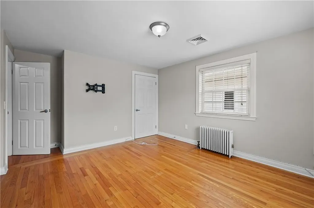 21 Delway Road East Providence RI 02914