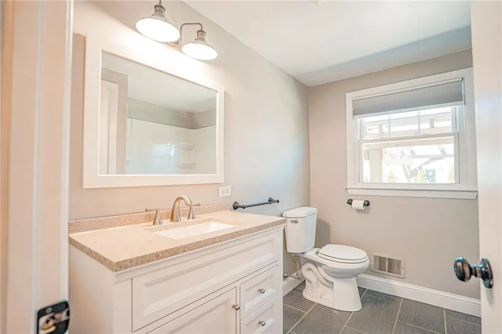 55 Fern Street Warwick RI 02889