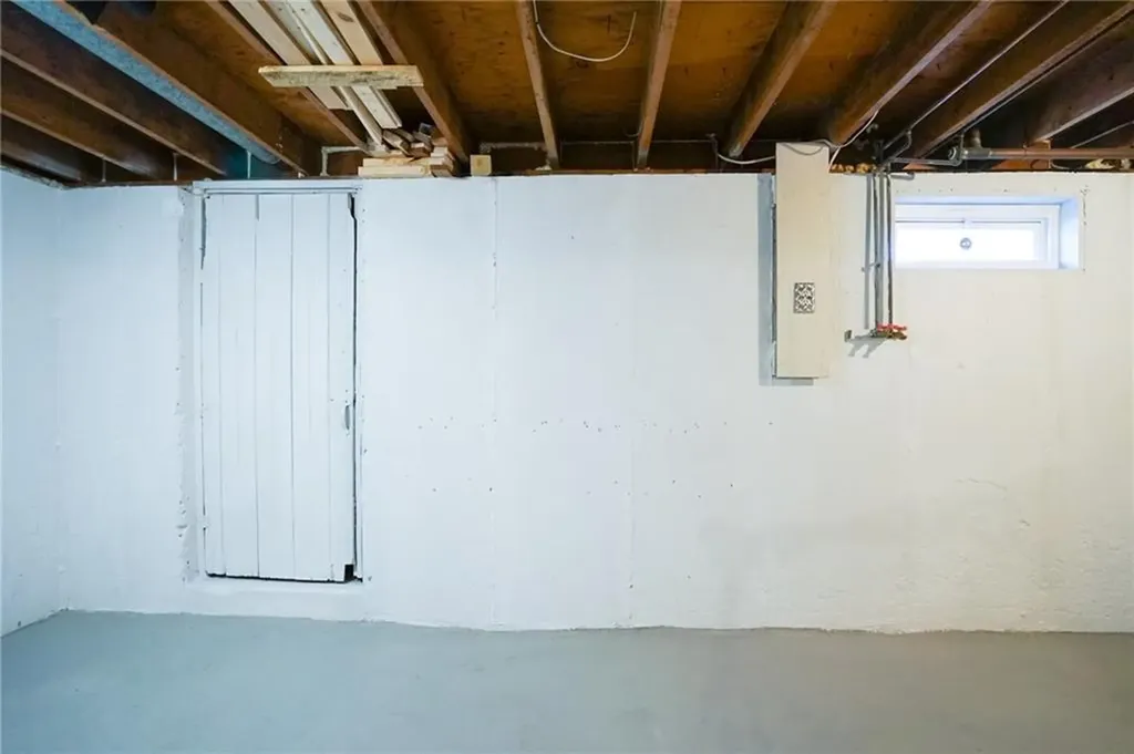 55 Fern Street Warwick RI 02889