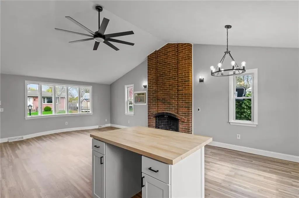71 Tampa Avenue Warwick RI 02889