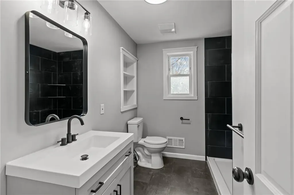 71 Tampa Avenue Warwick RI 02889