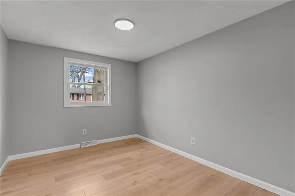 71 Tampa Avenue Warwick RI 02889