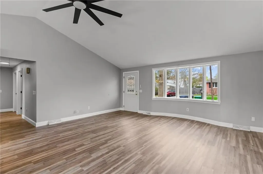 71 Tampa Avenue Warwick RI 02889