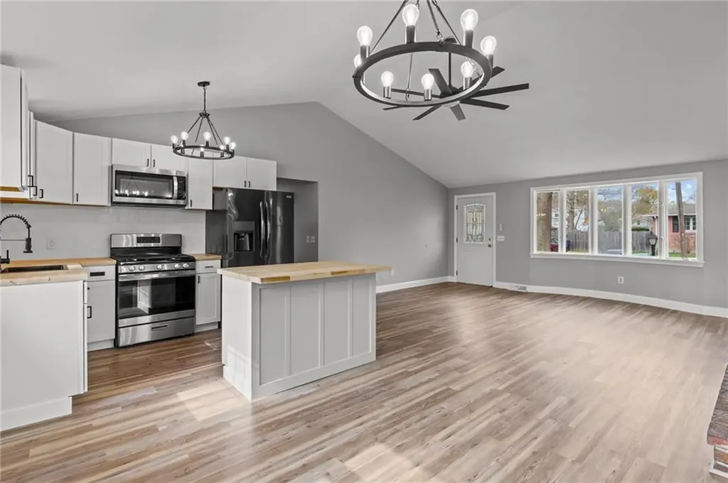 71 Tampa Avenue Warwick RI 02889