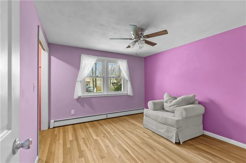 93 Sefton Avenue Warwick RI 02889