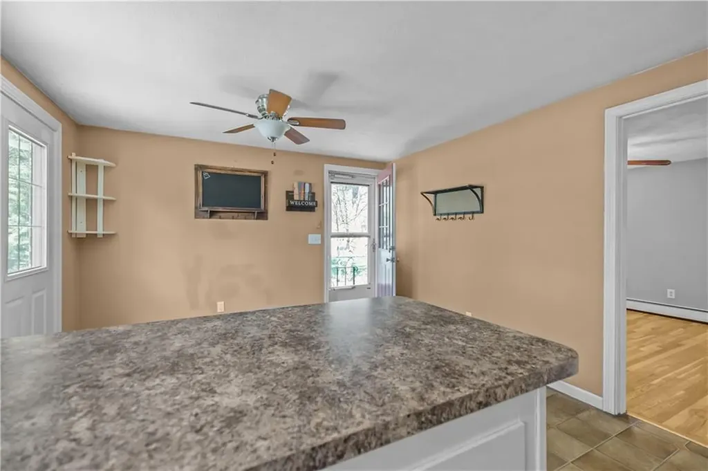 93 Sefton Avenue Warwick RI 02889