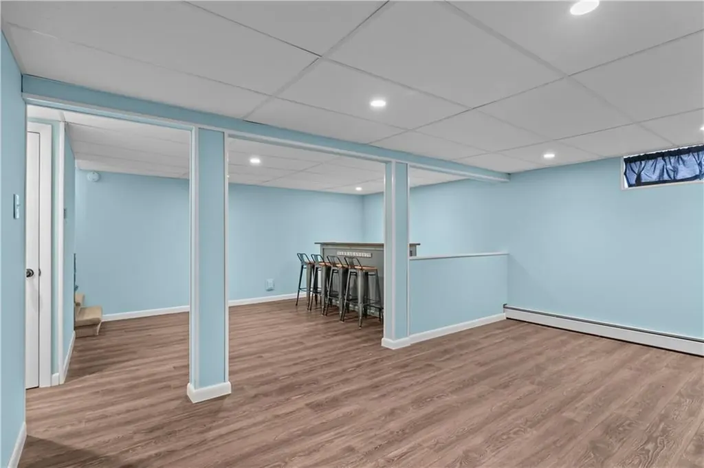 93 Sefton Avenue Warwick RI 02889