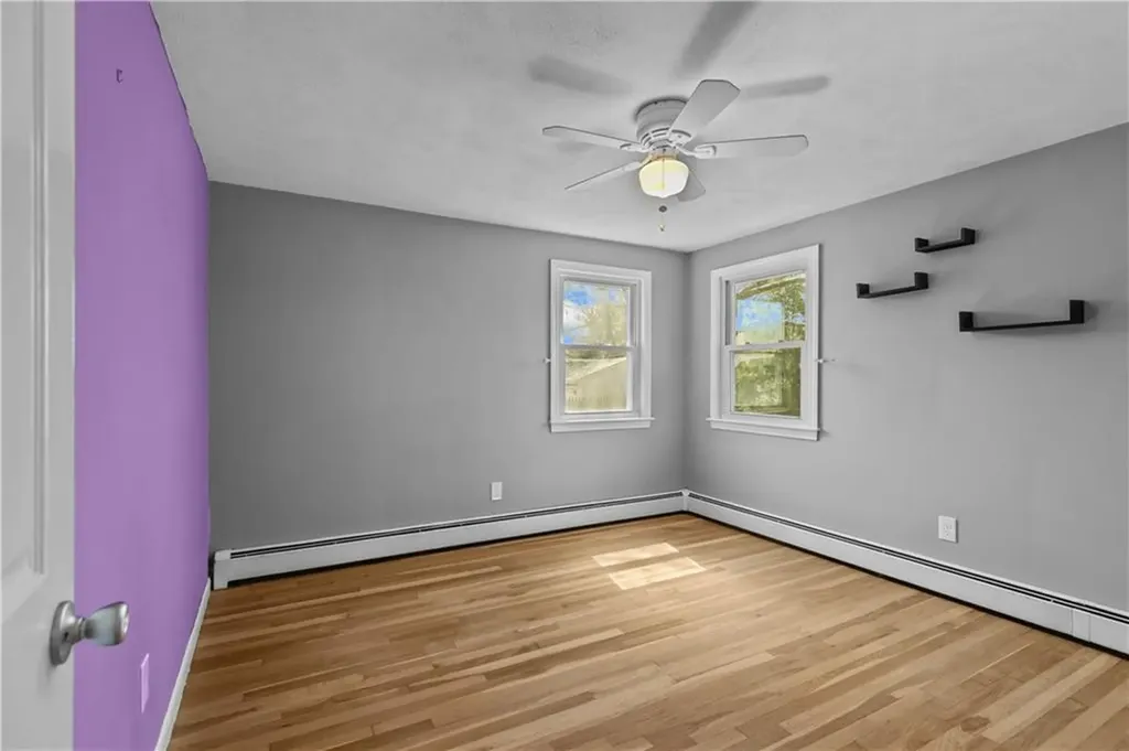 93 Sefton Avenue Warwick RI 02889