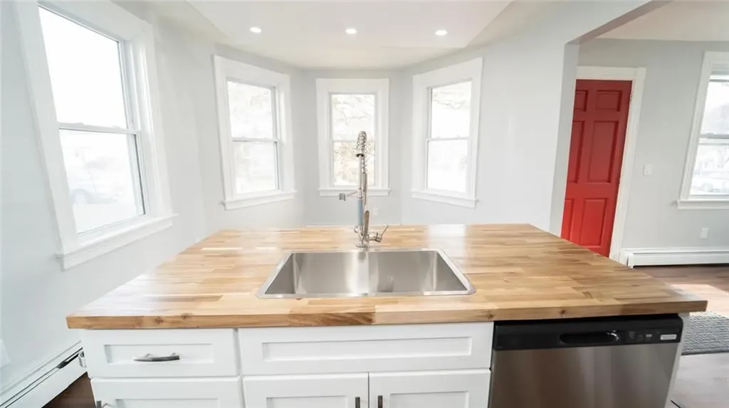 35 Alexander Street North Providence RI 02904