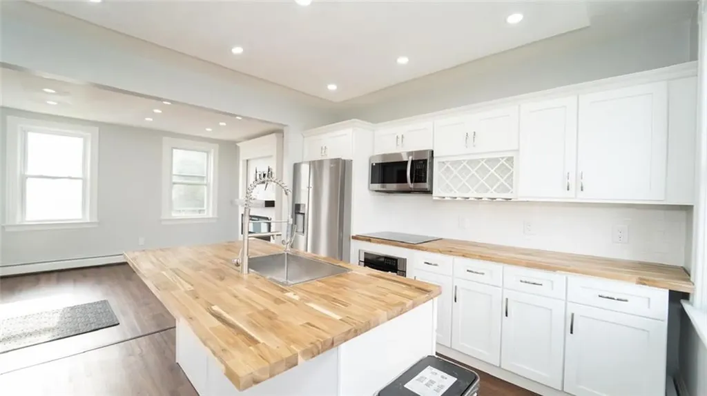 35 Alexander Street North Providence RI 02904