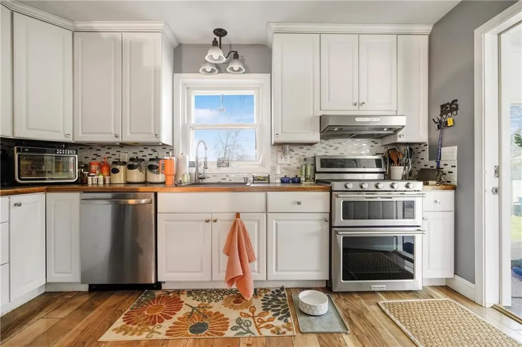 174 Pasture Farm Drive Middletown RI 02842
