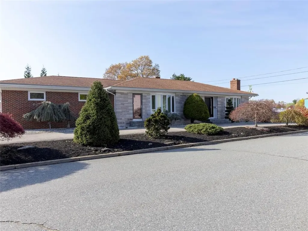 6 Magazine Street Cranston RI 02920