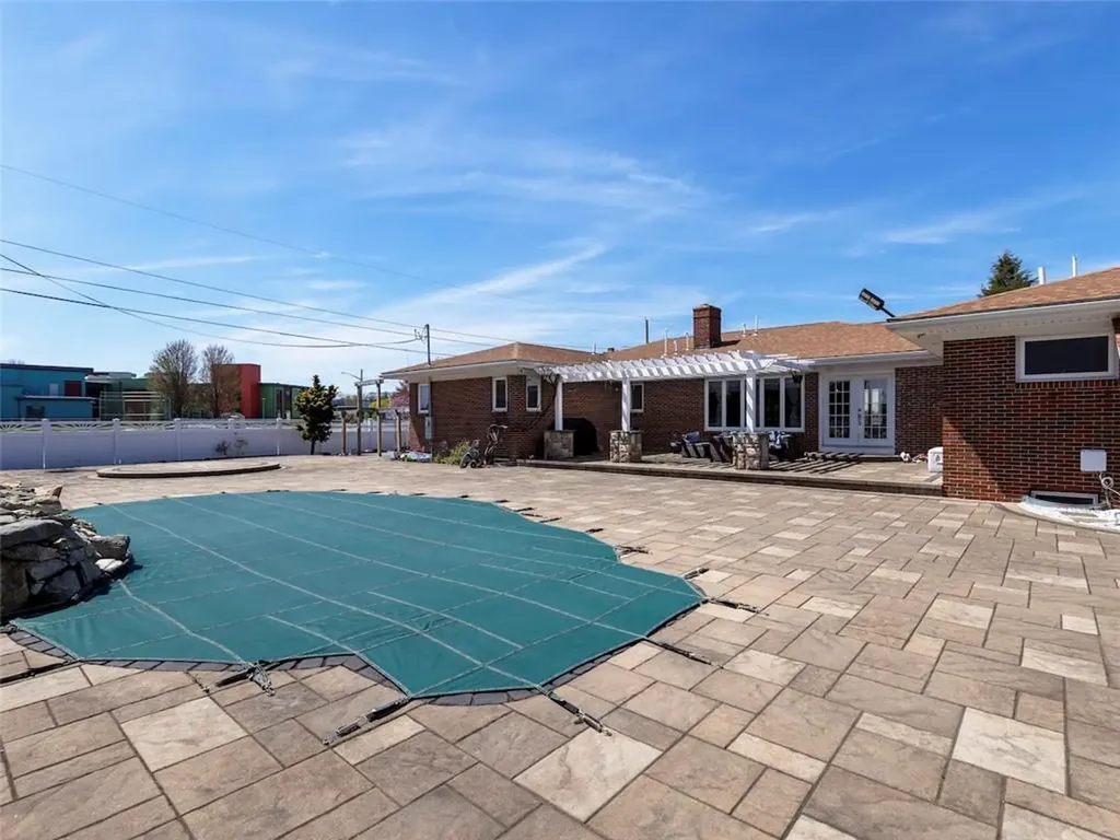 6 Magazine Street Cranston RI 02920