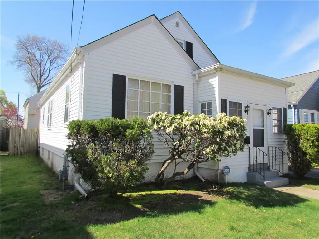 64 Bradley Street Providence RI 02908