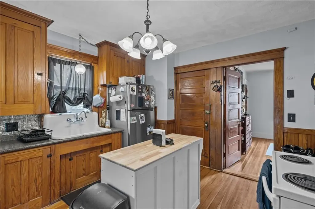 61 Grace Street Cranston RI 02910