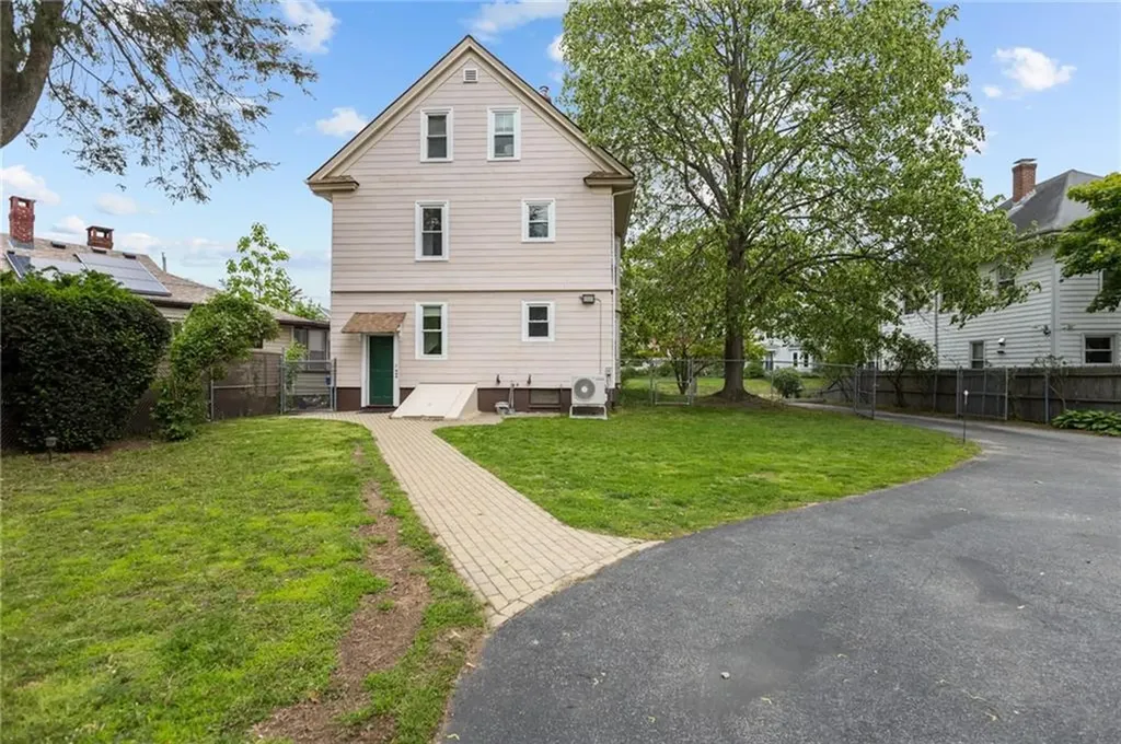 61 Grace Street Cranston RI 02910
