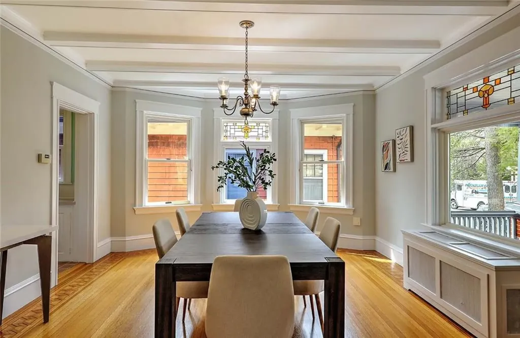 25 Brenton Avenue Providence RI 02906
