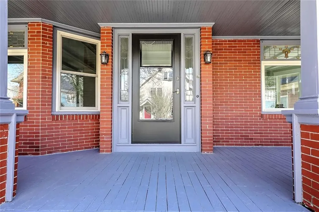 25 Brenton Avenue Providence RI 02906