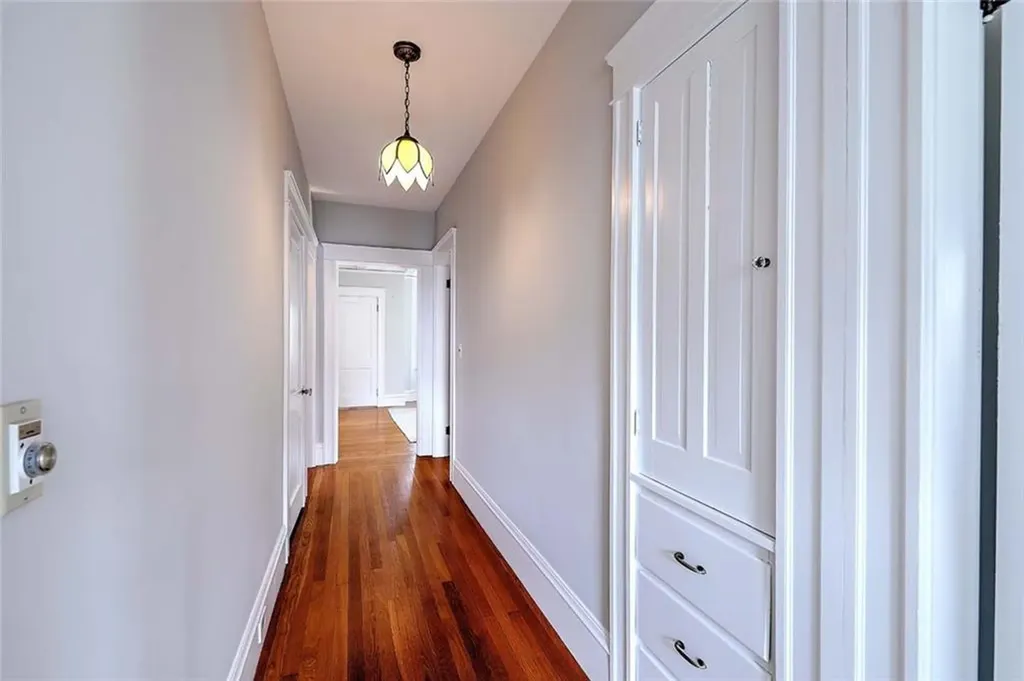 25 Brenton Avenue Providence RI 02906