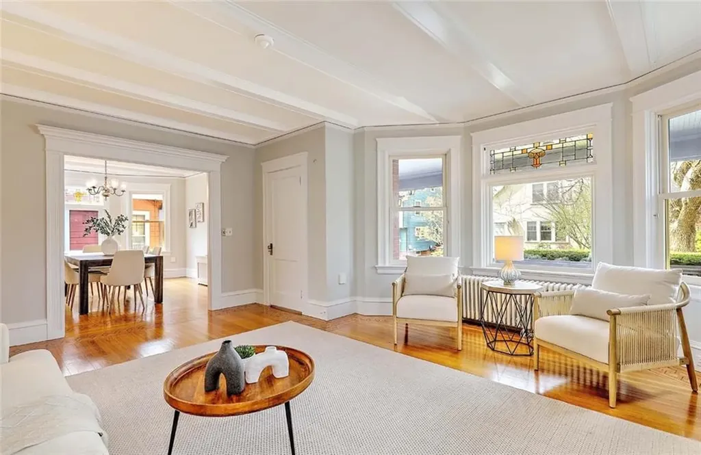 25 Brenton Avenue Providence RI 02906