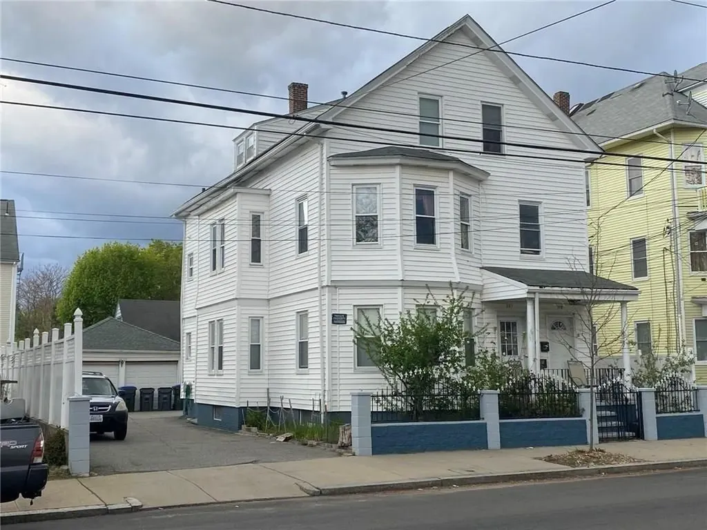 219 Webster Avenue Providence RI 02909