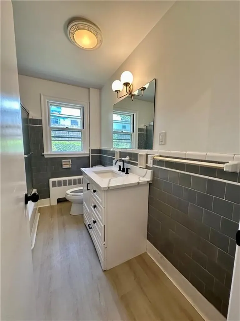 231 Gray Street Providence RI 02909