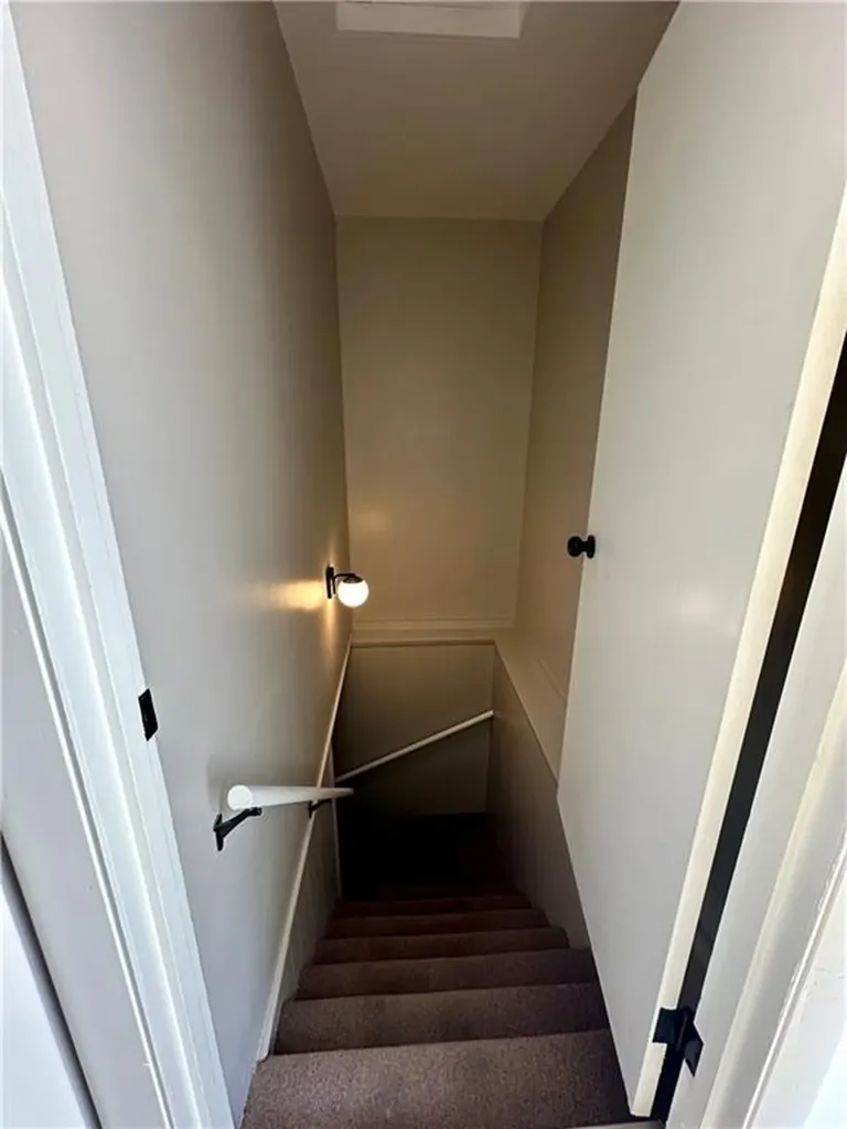 231 Gray Street Providence RI 02909