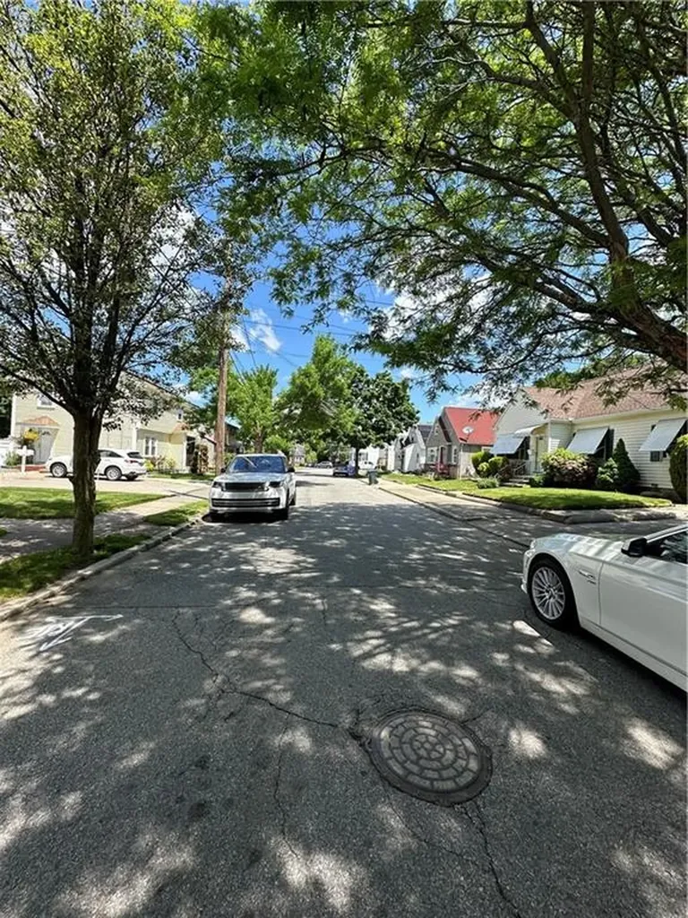 231 Gray Street Providence RI 02909