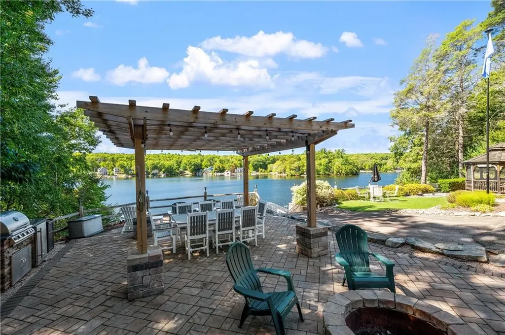 465 Camp Dixie Road Burrillville RI 02859