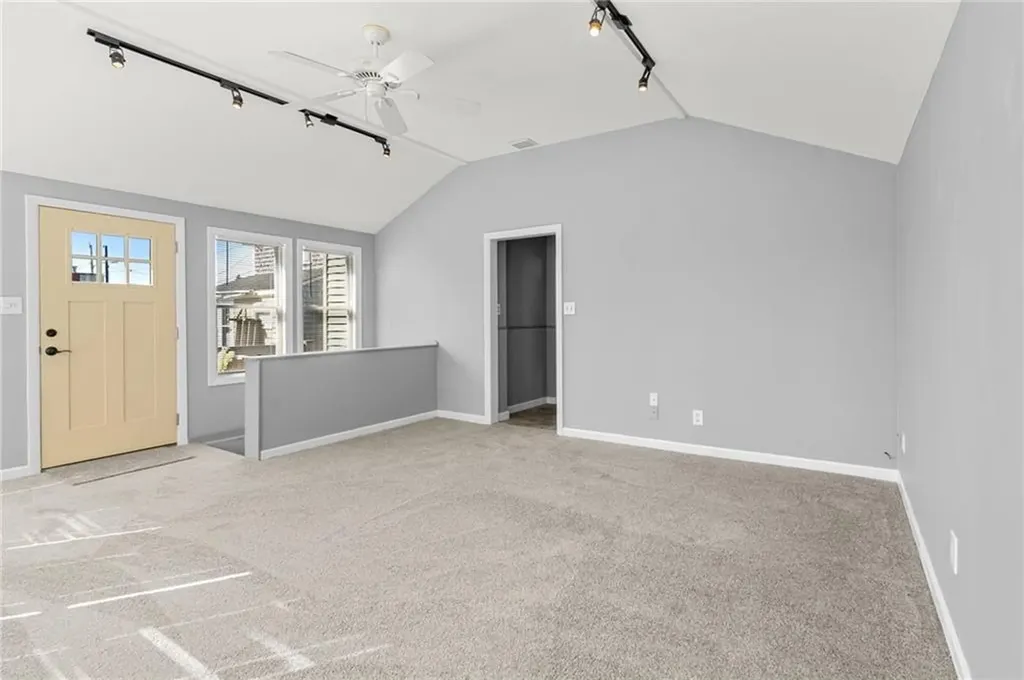 33 Morgan Street Portsmouth RI 02871