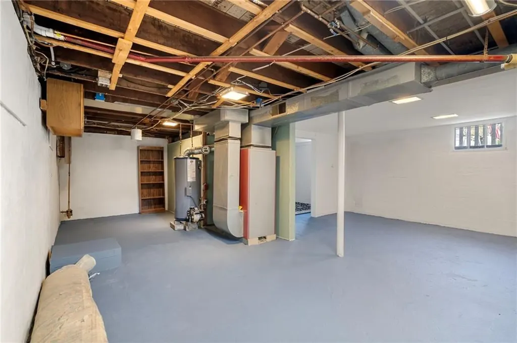 33 Morgan Street Portsmouth RI 02871