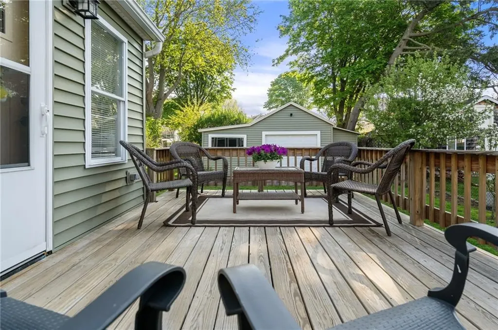 33 Morgan Street Portsmouth RI 02871