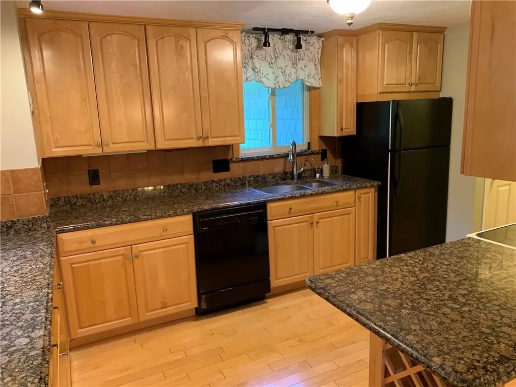 236 Old Forge Road Warwick RI 02818
