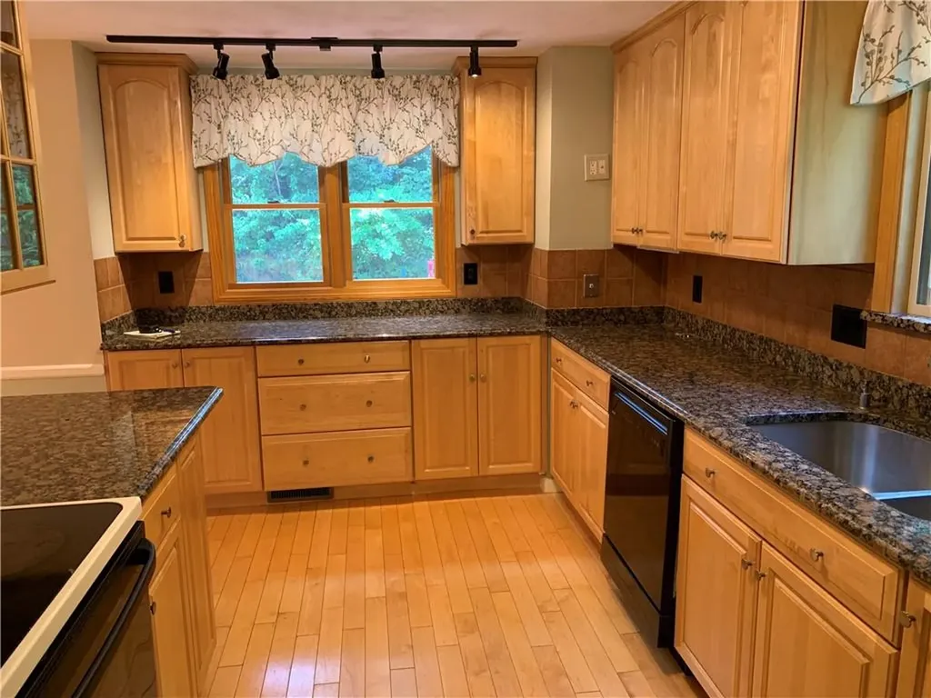 236 Old Forge Road Warwick RI 02818