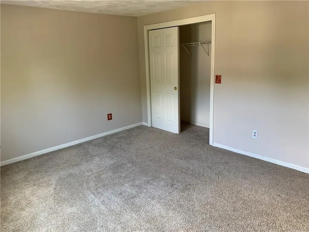 236 Old Forge Road Warwick RI 02818
