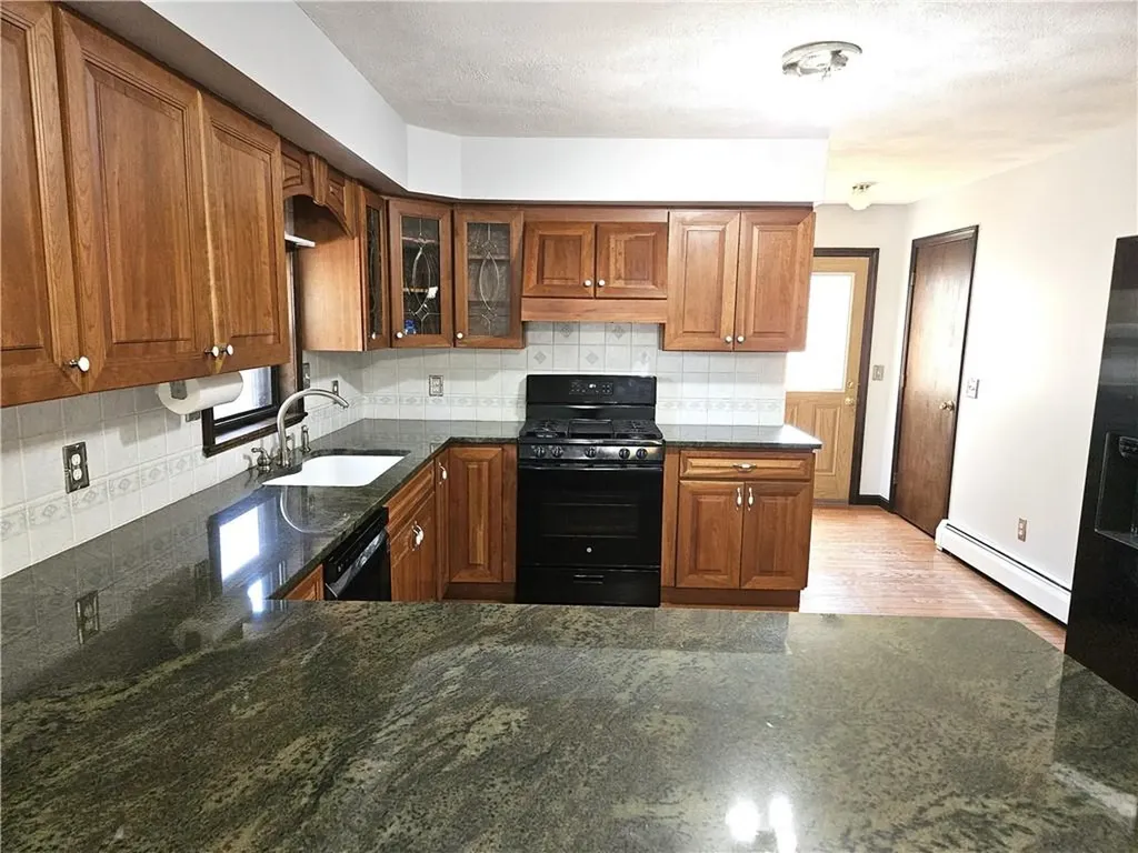 183 Pleasant View Avenue Smithfield RI 02917