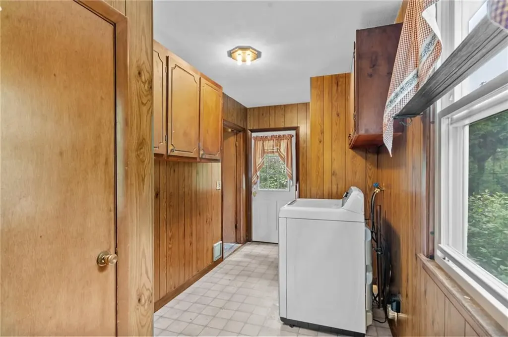 599 Walnut Hill Road Woonsocket RI 02895