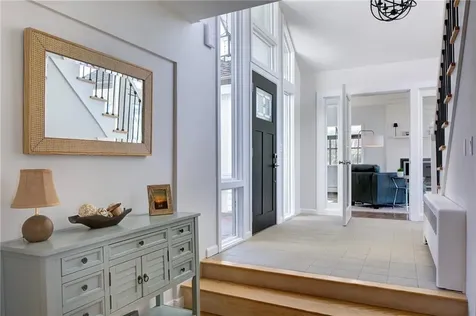 176 Winnisimet Drive Tiverton RI 02878