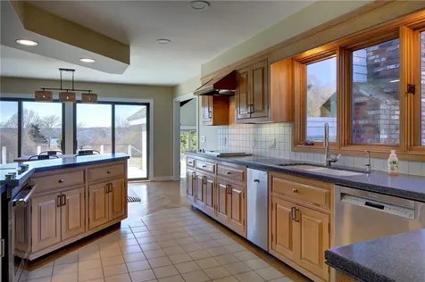 176 Winnisimet Drive Tiverton RI 02878