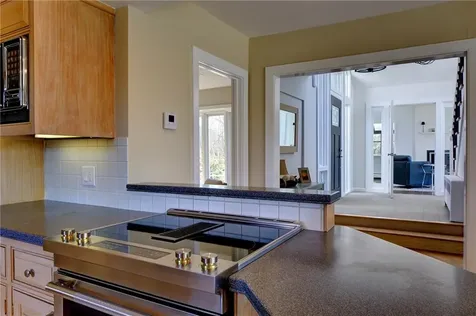 176 Winnisimet Drive Tiverton RI 02878