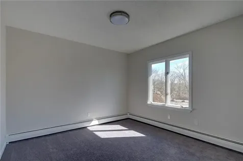 176 Winnisimet Drive Tiverton RI 02878