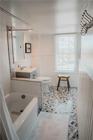 127 Willow Avenue Little Compton RI 02837