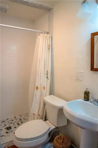 127 Willow Avenue Little Compton RI 02837